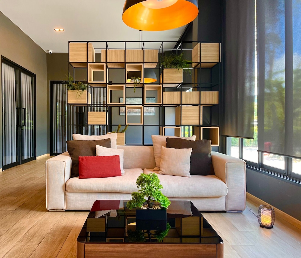 bliQ Hotel Chanthaburi 13/16