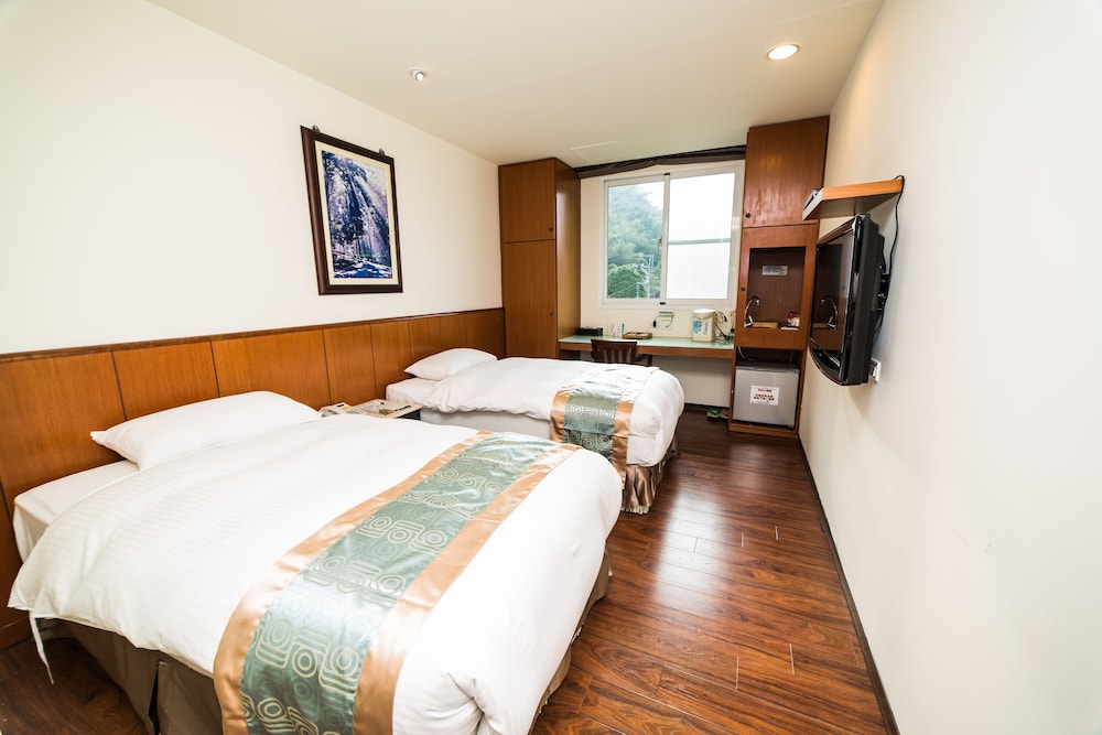 STANDARD, TWIN BEDS