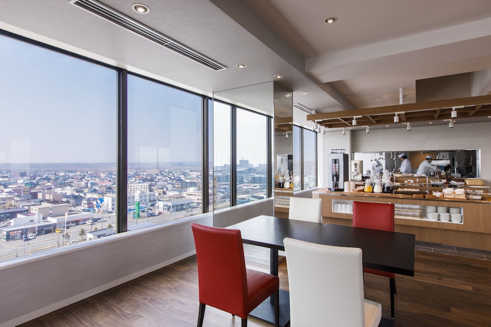 New Tomakomai Prince Hotel NAGOMI 33/39