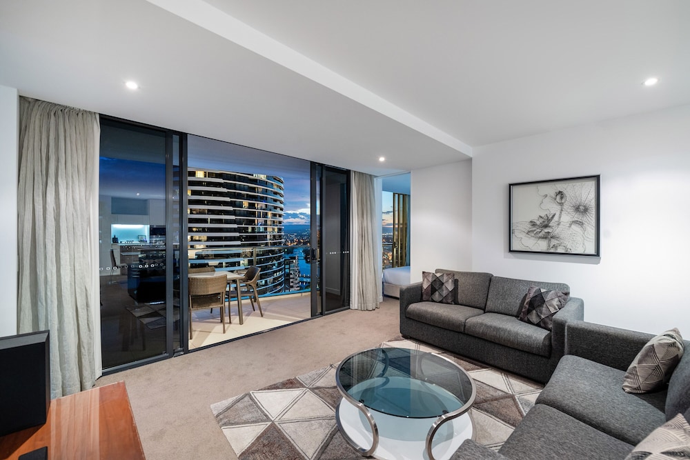 Peppers Broadbeach 41/68