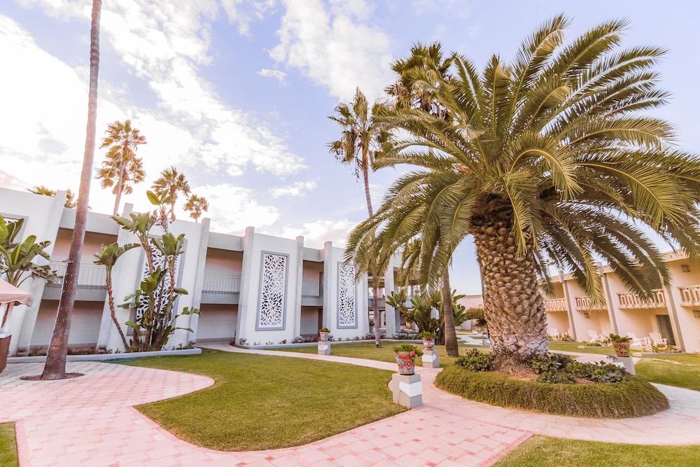Estero Beach Hotel & Resort 63/70