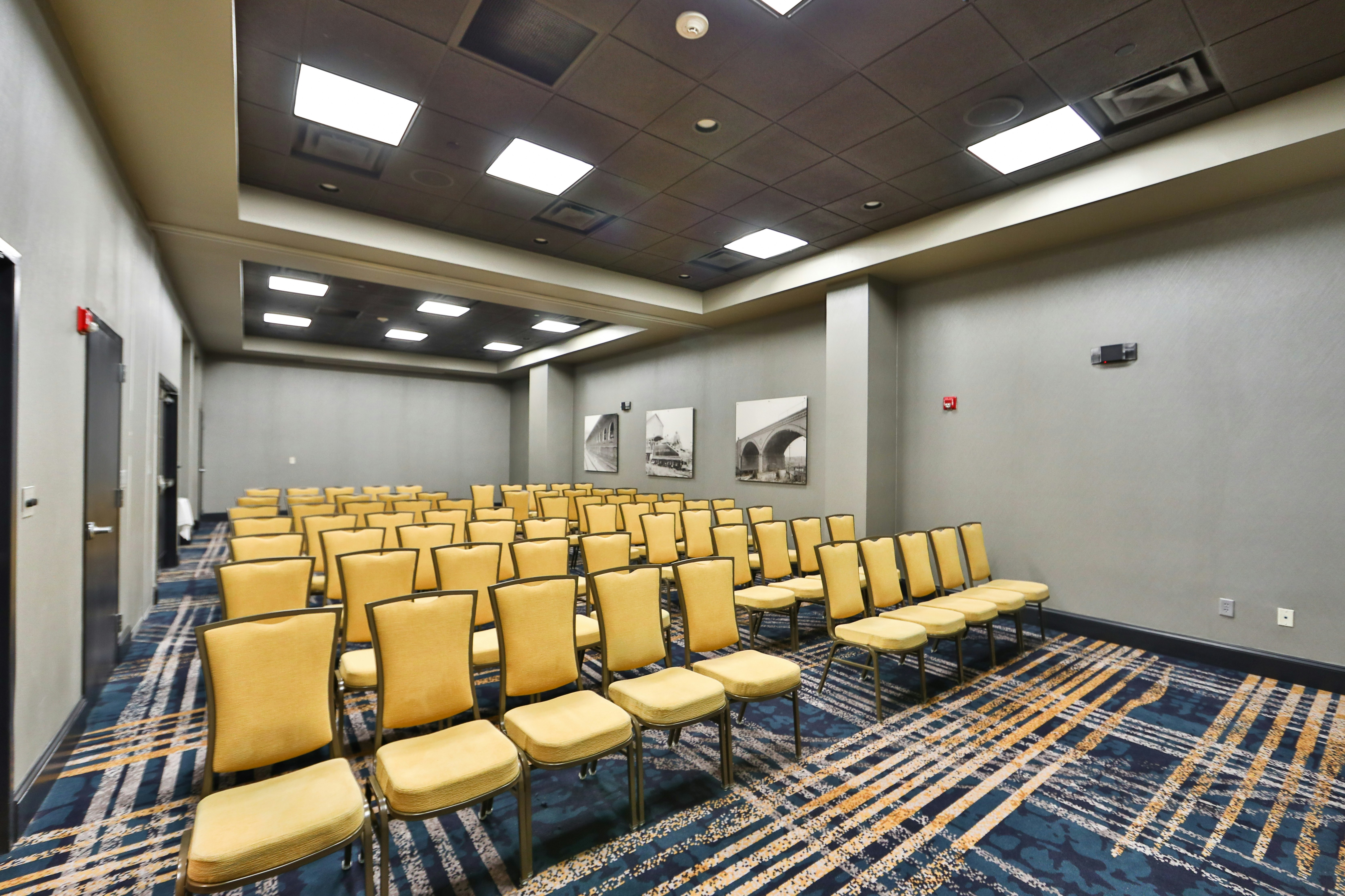 Hilton Garden Inn Savannah Historic District 50/54