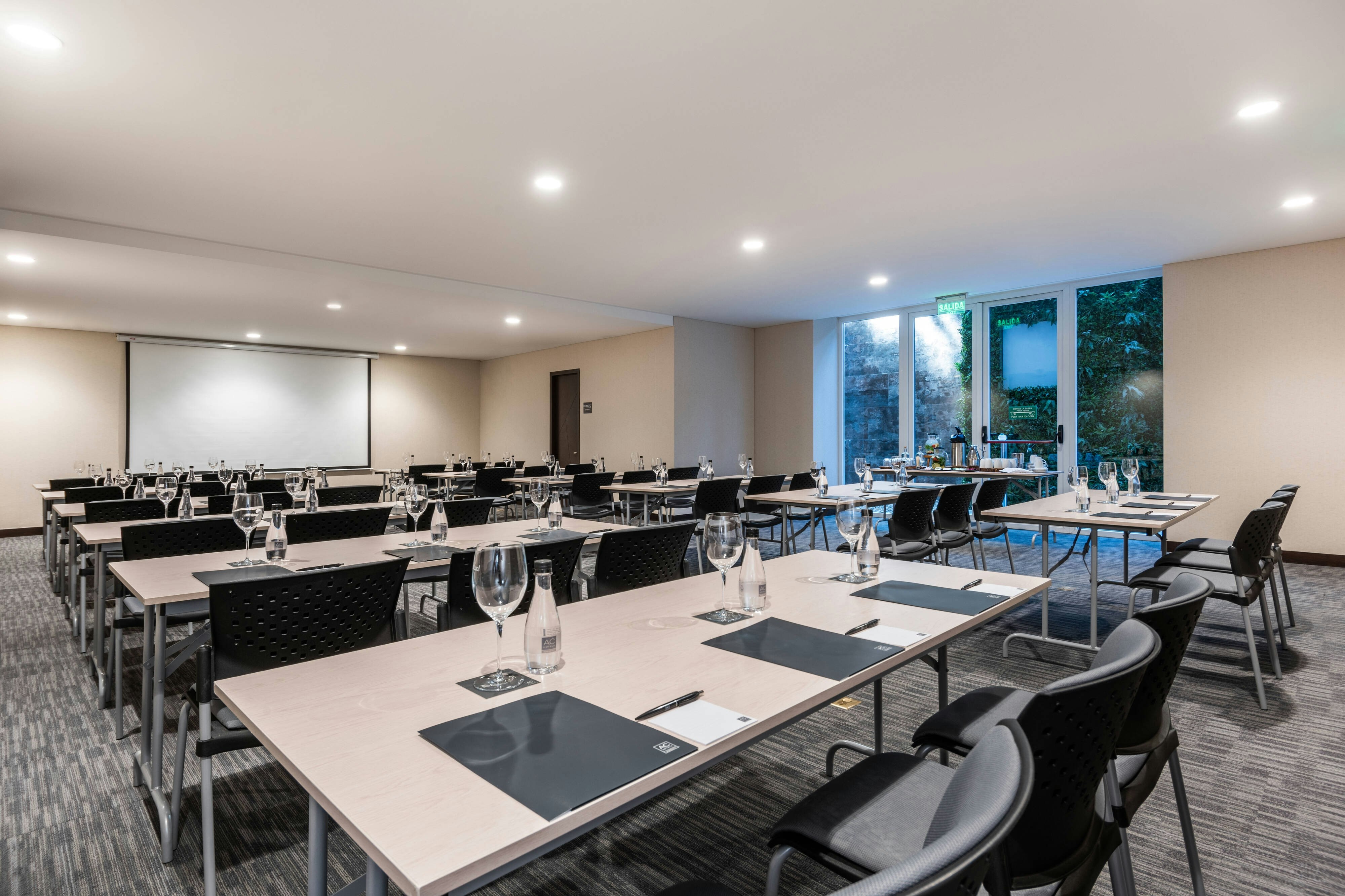 AC Hotel by Marriott Bogota Zona T 57/59