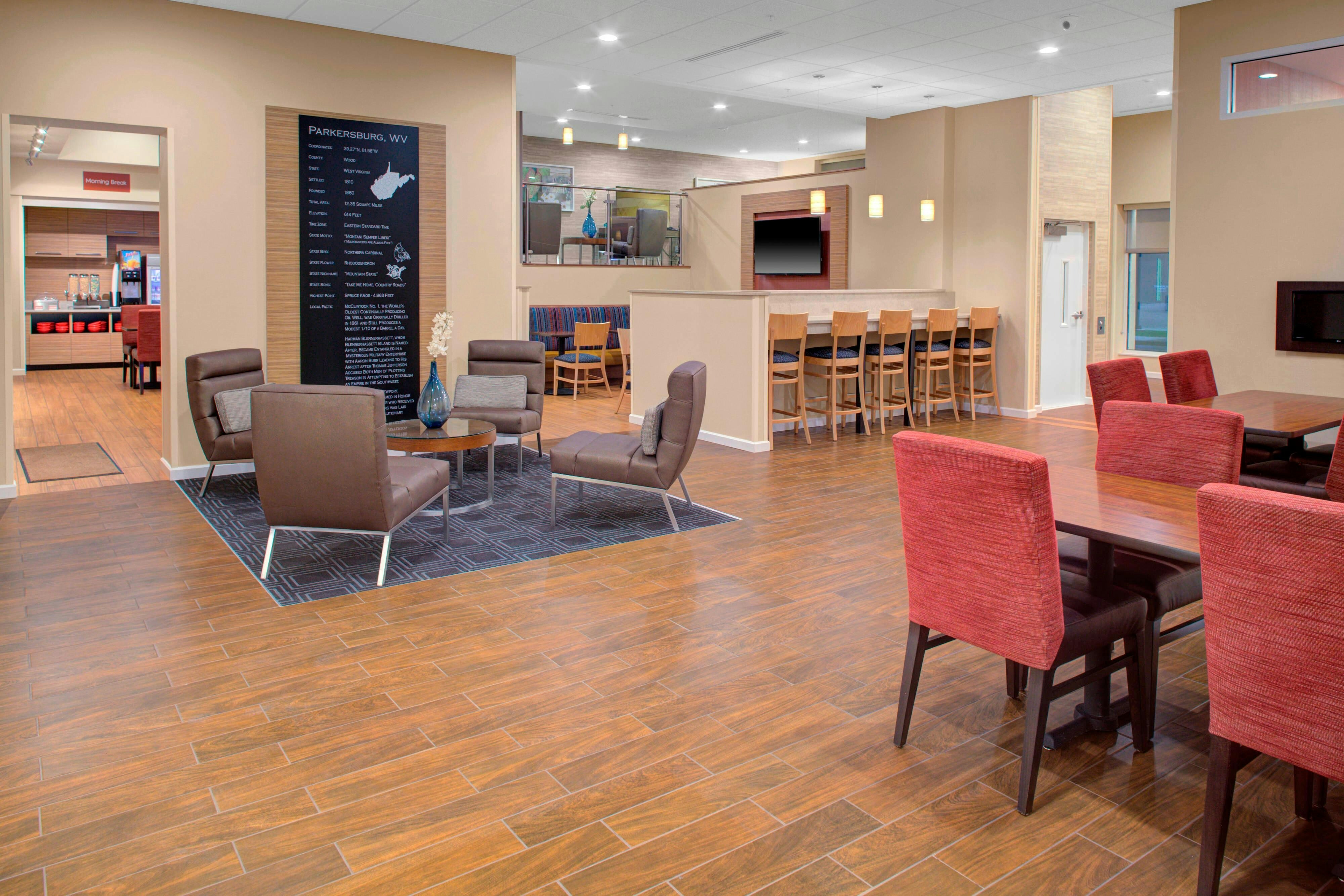 Towneplace Suites By Marriott Parkersburg 6/8