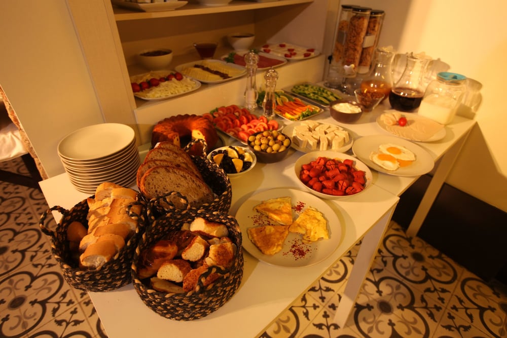 Taksim Terrace Hotel 38/60