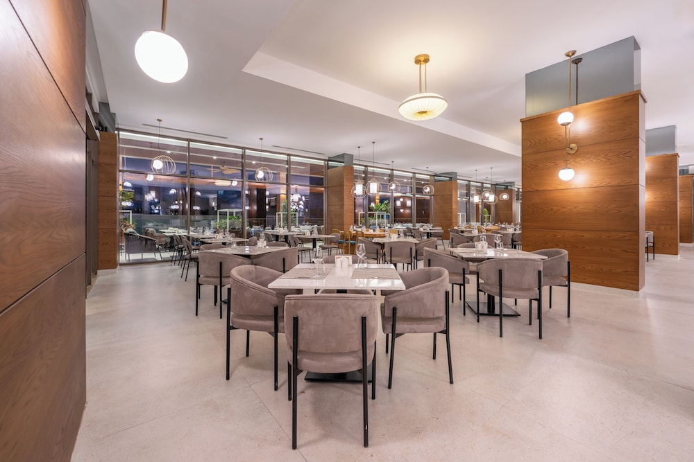 Sural Saray - Adults Only 16+ 50/65