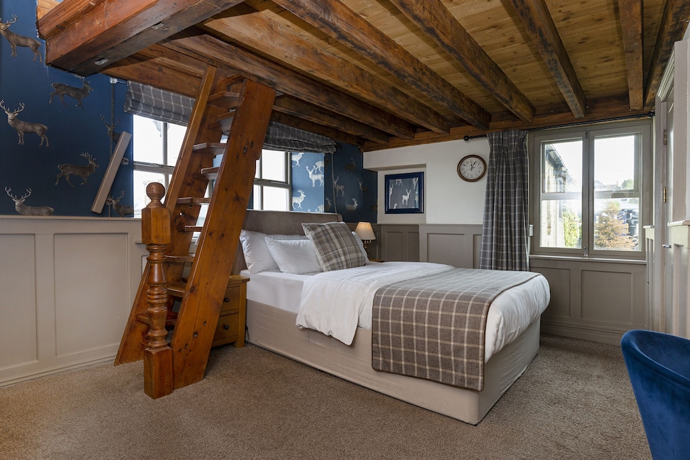 The Fleece Countryside Inn 26/50