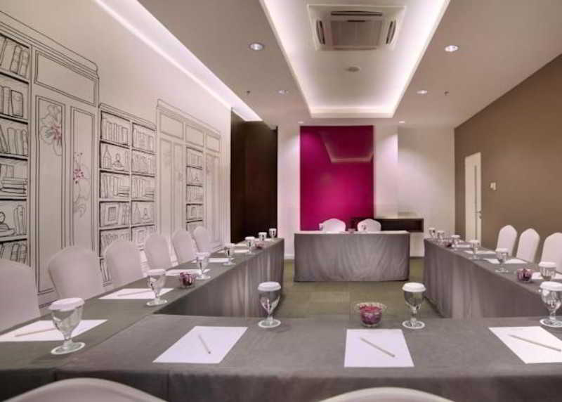 favehotel Melawai 35/37