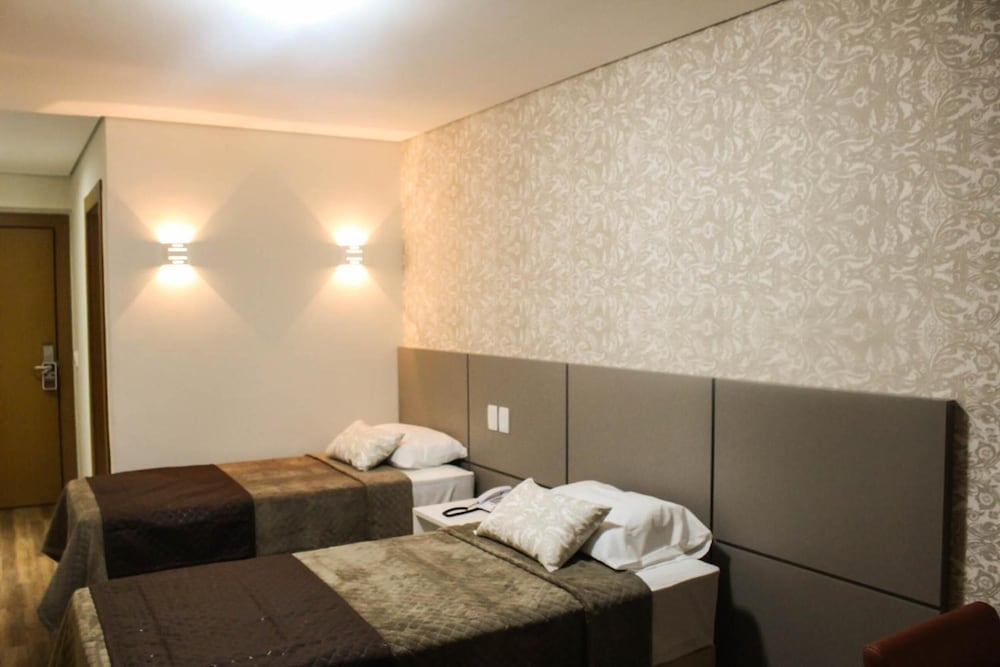 Hotel Caju de Ouro 16/45