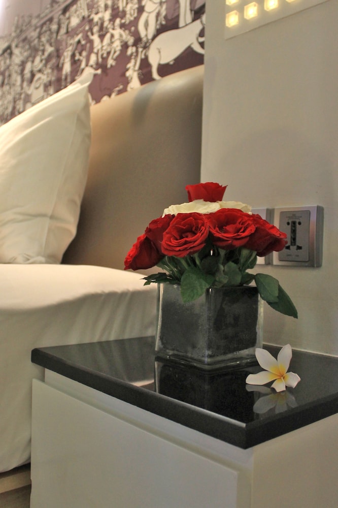 MERCURE JAKARTA SIMATUPANG 31/72