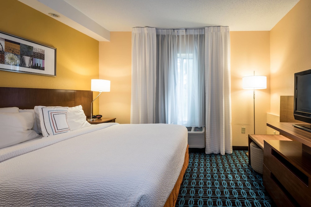 Fairfield Inn By Marriott Savannah I 95 South 6/24
