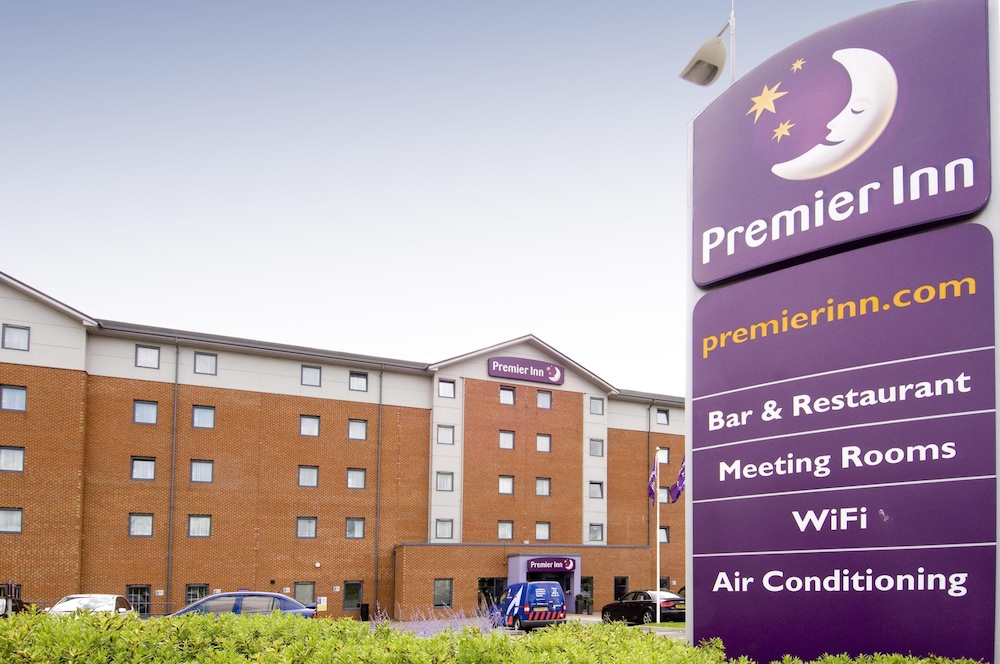 Premier Inn Castleford (Xscape M62 J32) in CASTLEFORD
