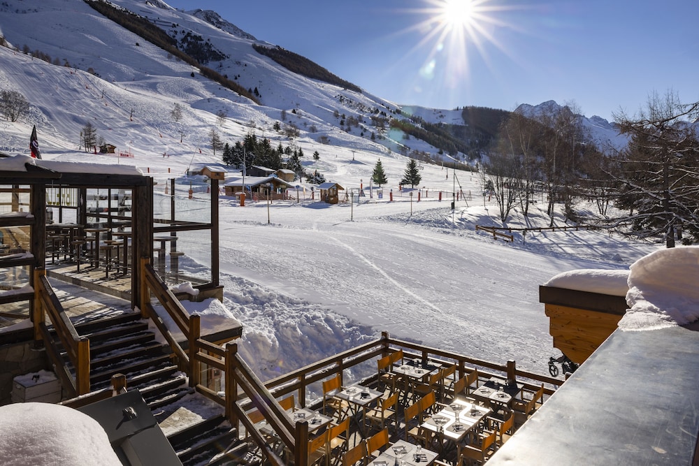 Hotel Cote Brune 28/50