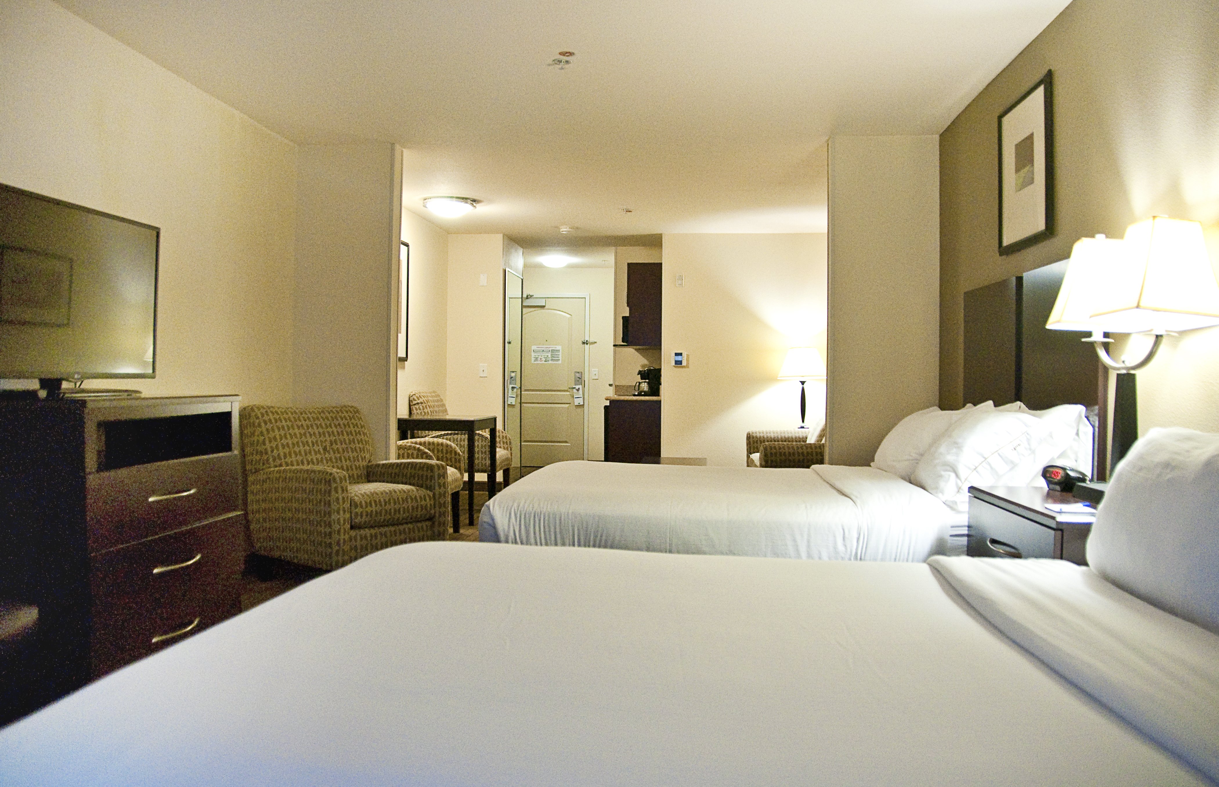 Holiday Inn Express Hotel Clovis Fresno 26/76