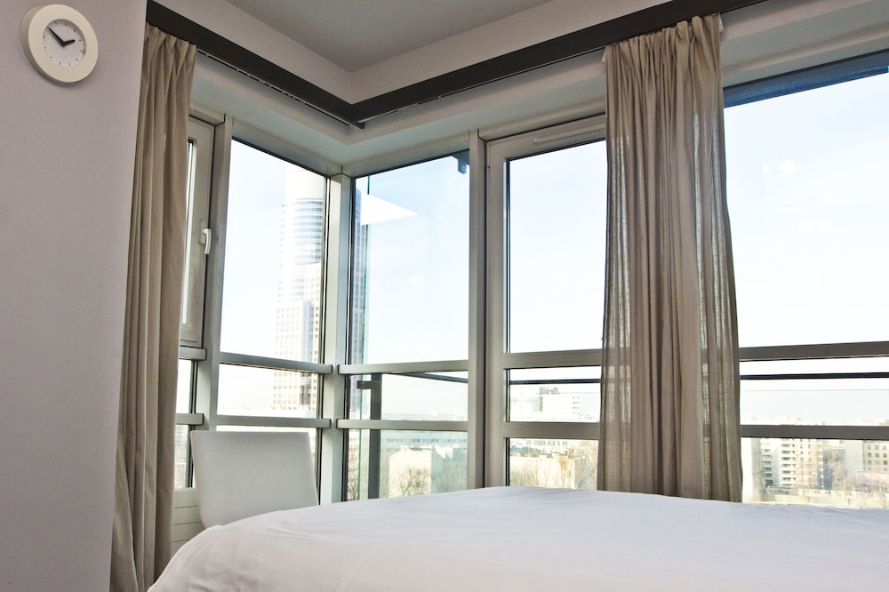 Platinum Towers Country 2 Country 15/50