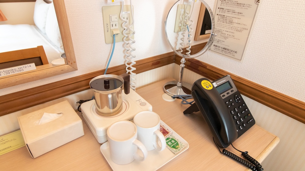 Toyoko Inn Sapporo Eki Nishi Guchi Hokudai Mae 31/63