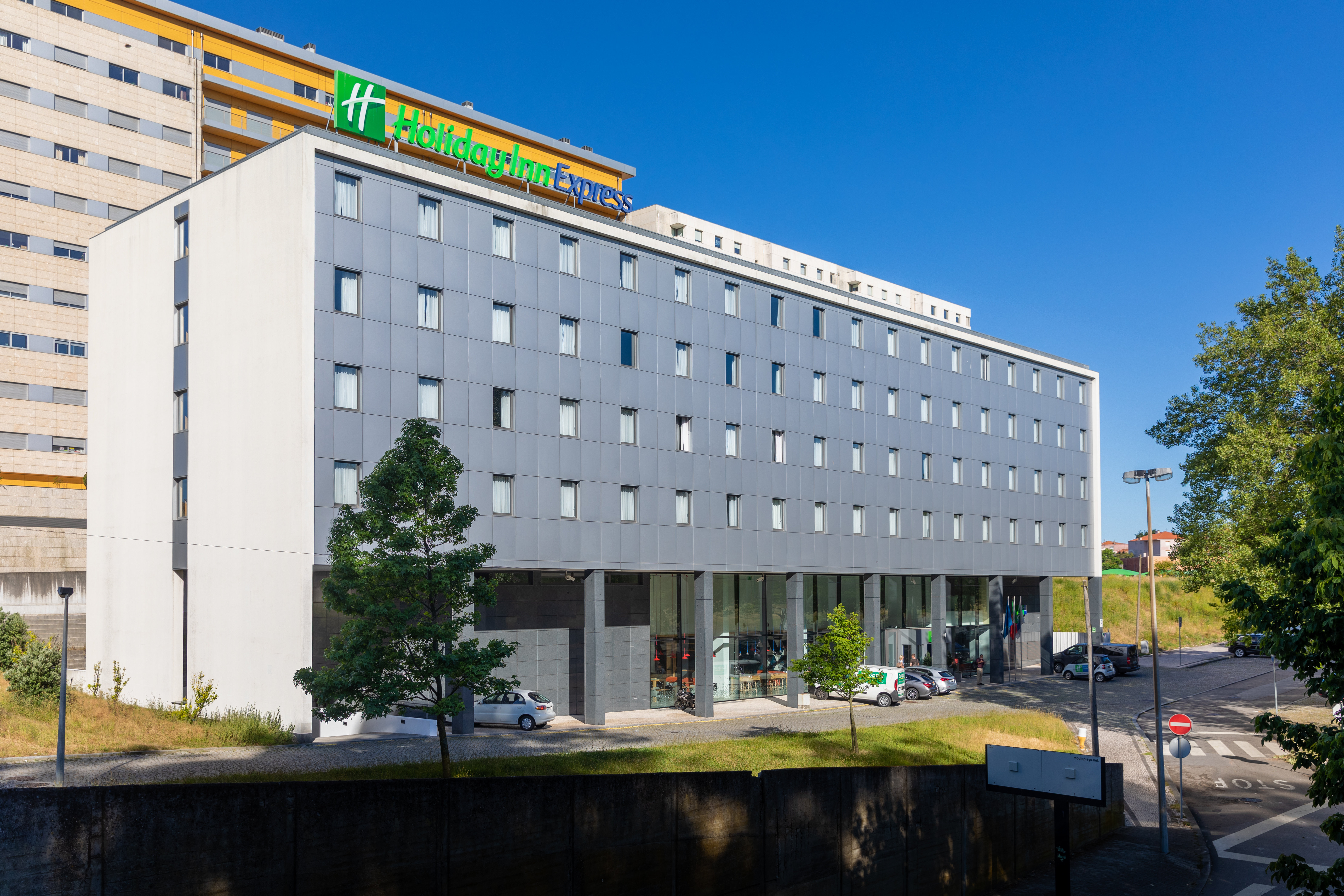 Holiday Inn Express Porto Exponor 3/81