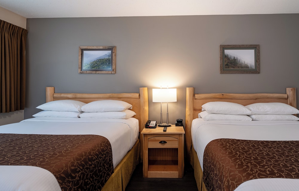 Swiss Chalet Motel 20/43