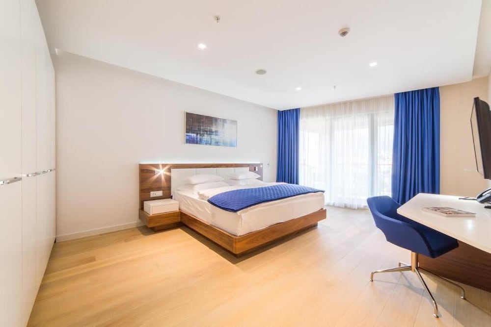 Hotel TQ Plaza Budva 16/47