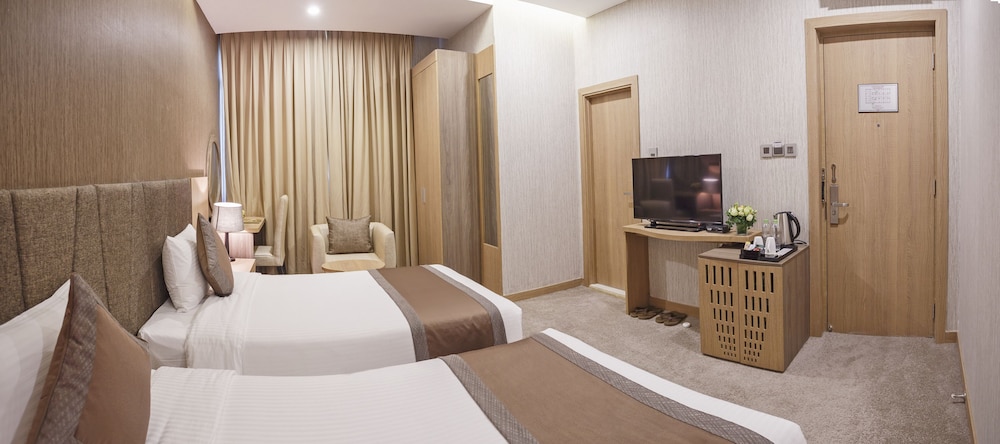 Muong Thanh Grand Saigon Centre Hotel 30/71