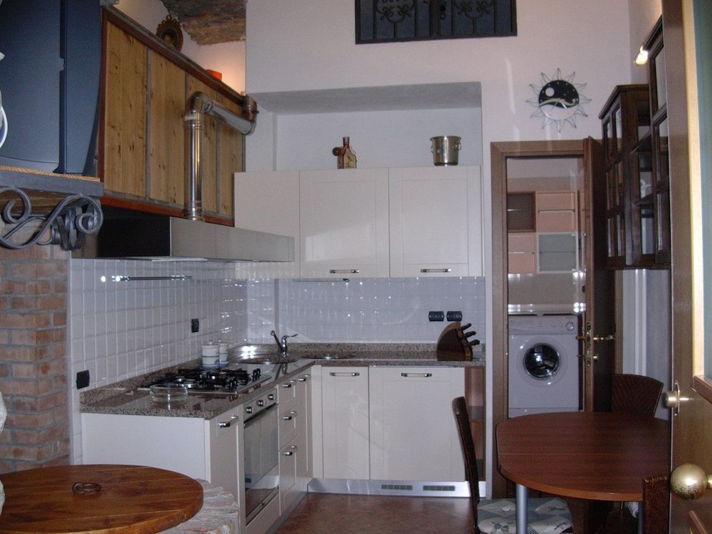 Sandra Villa Rooms 3/43