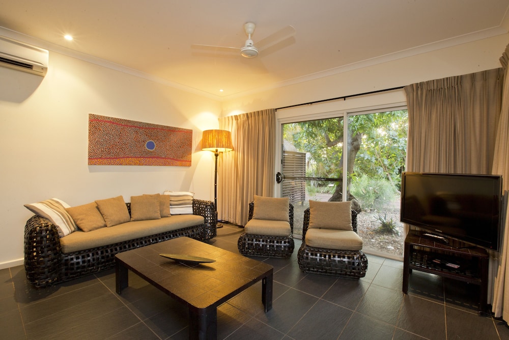 Mantra Frangipani Broome 30/57