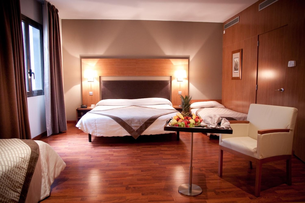 Alti Hotel 3/36