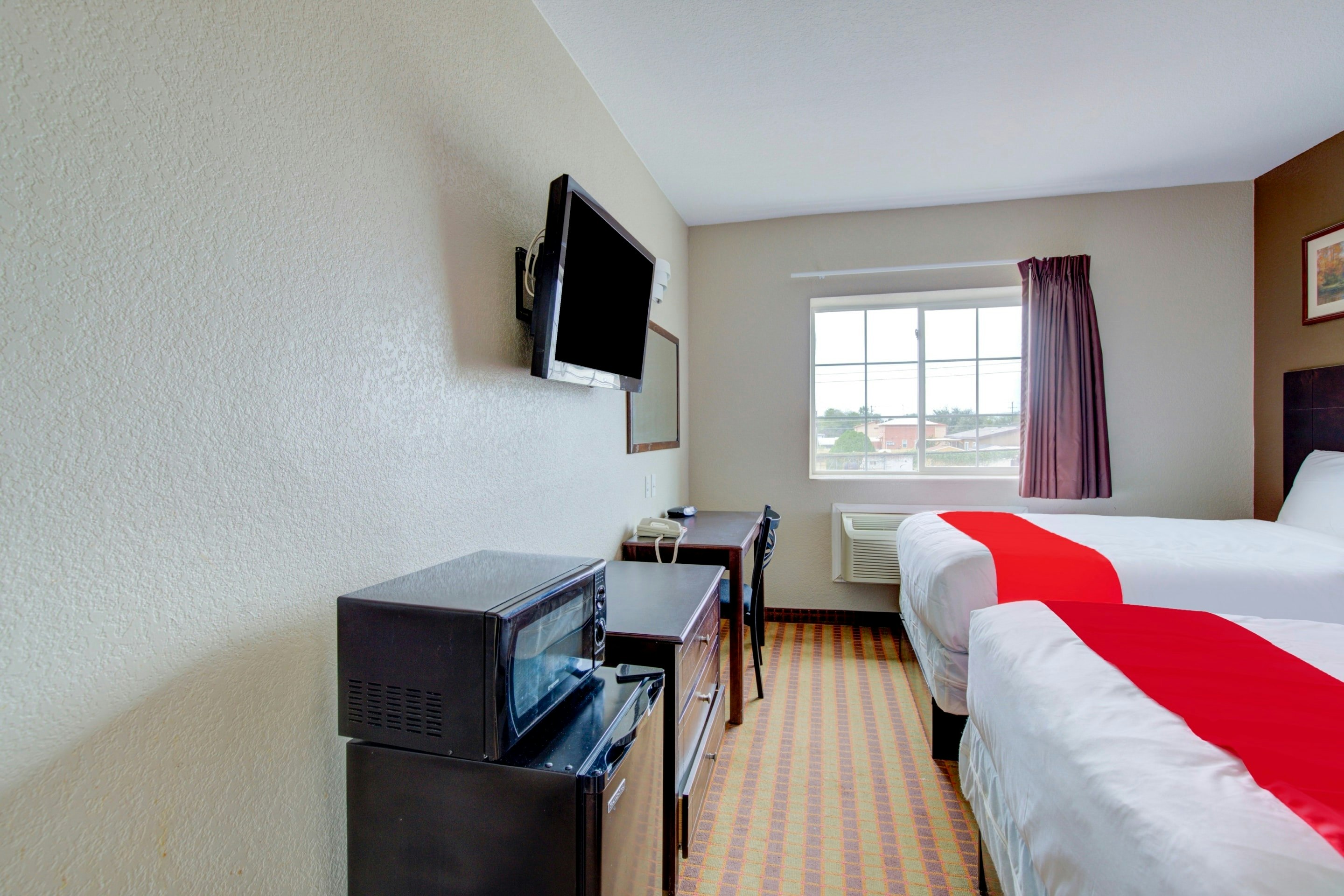 Hotel O Dilley Main St TX 15/42