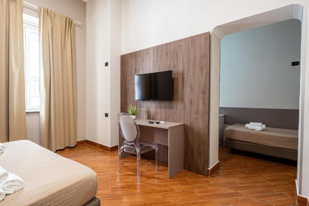 Hotel Diamond 20/50