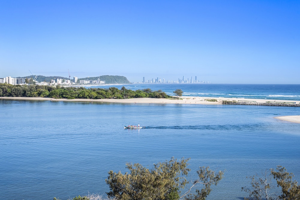 LITTLE COVE CURRUMBIN 60/70