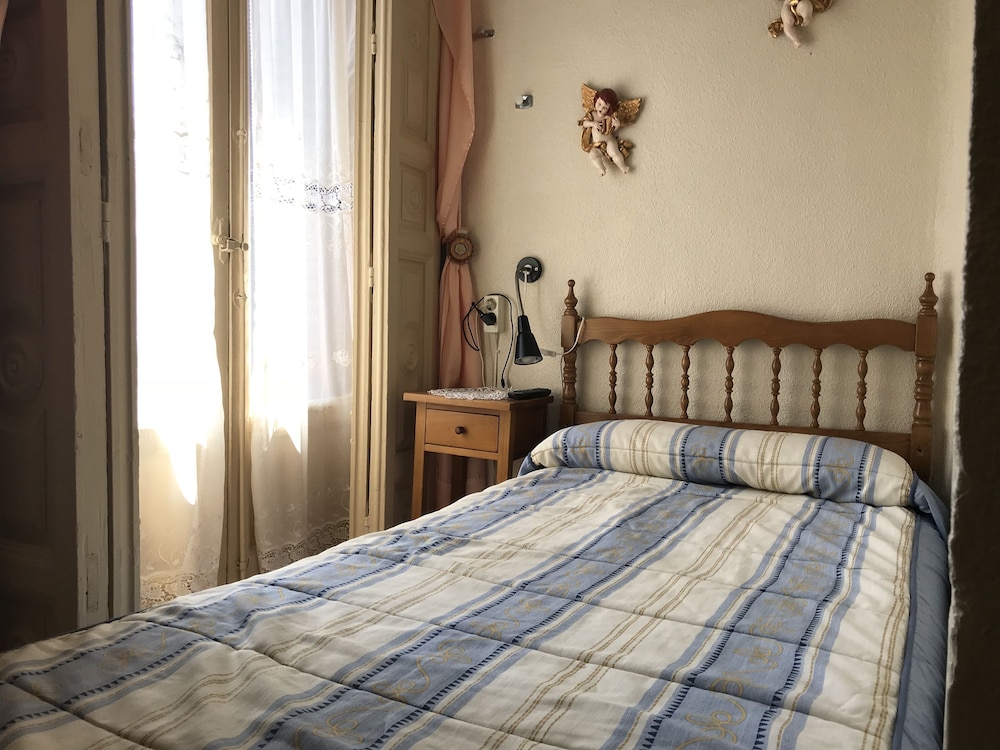 Hostel Rc Miguel Angel 22/49