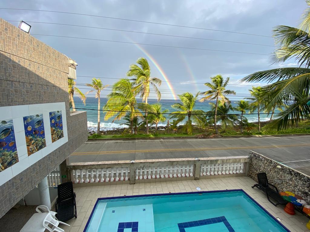 Island House Hotels 15/24