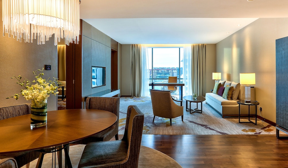 Hilton Kota Kinabalu 35/46