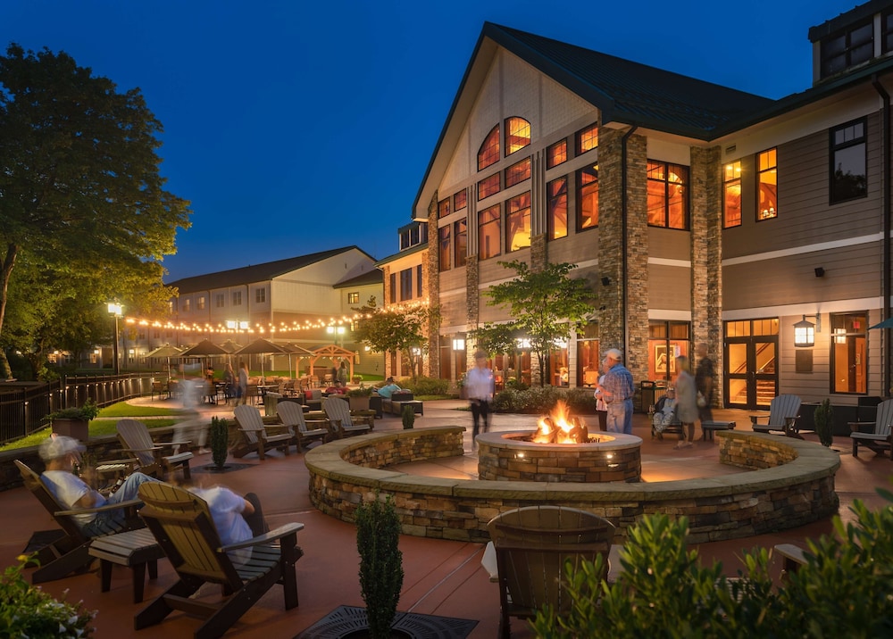 Stonewall Resort 8/68