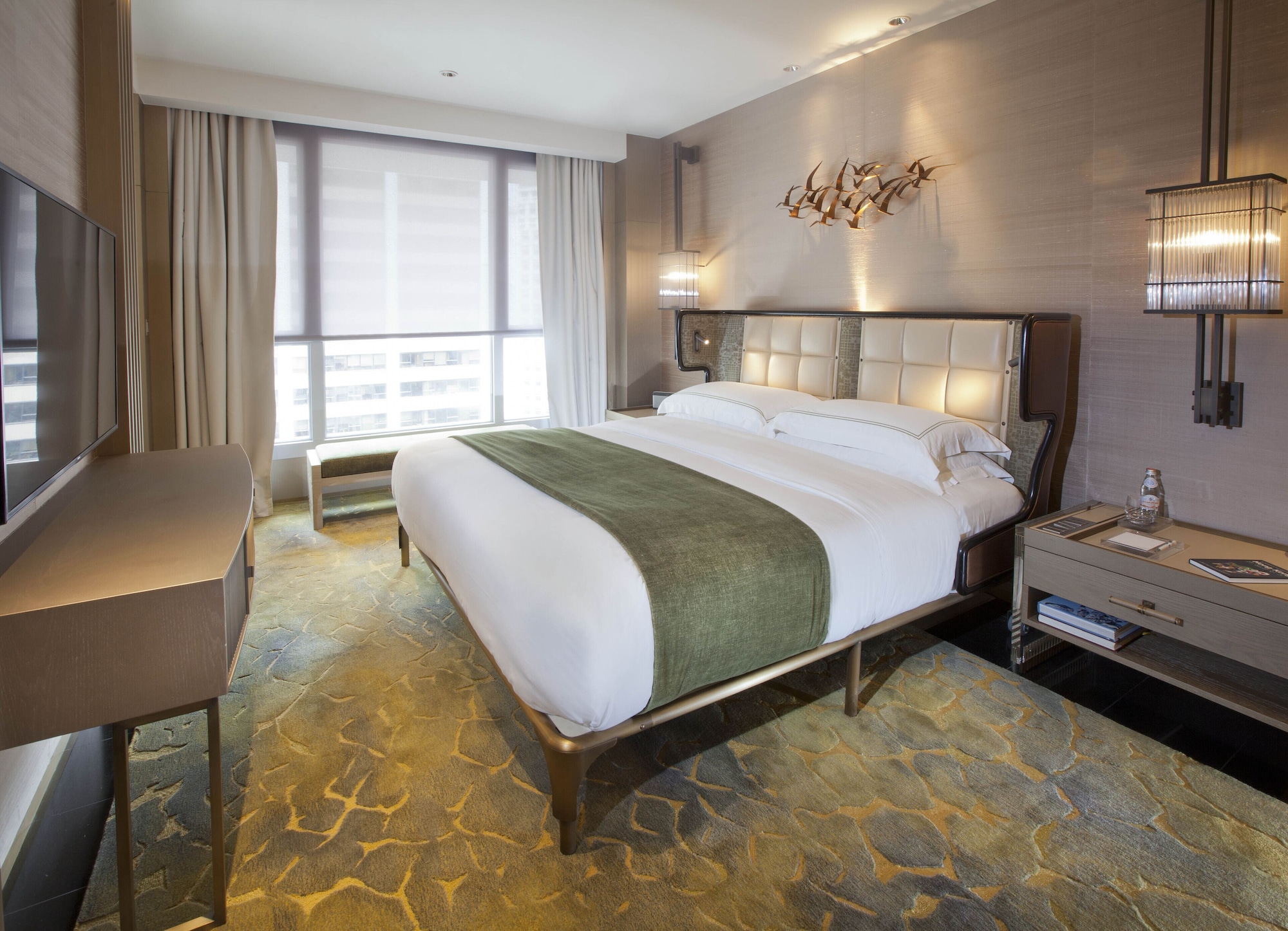 Landmark, Suite, King Bed