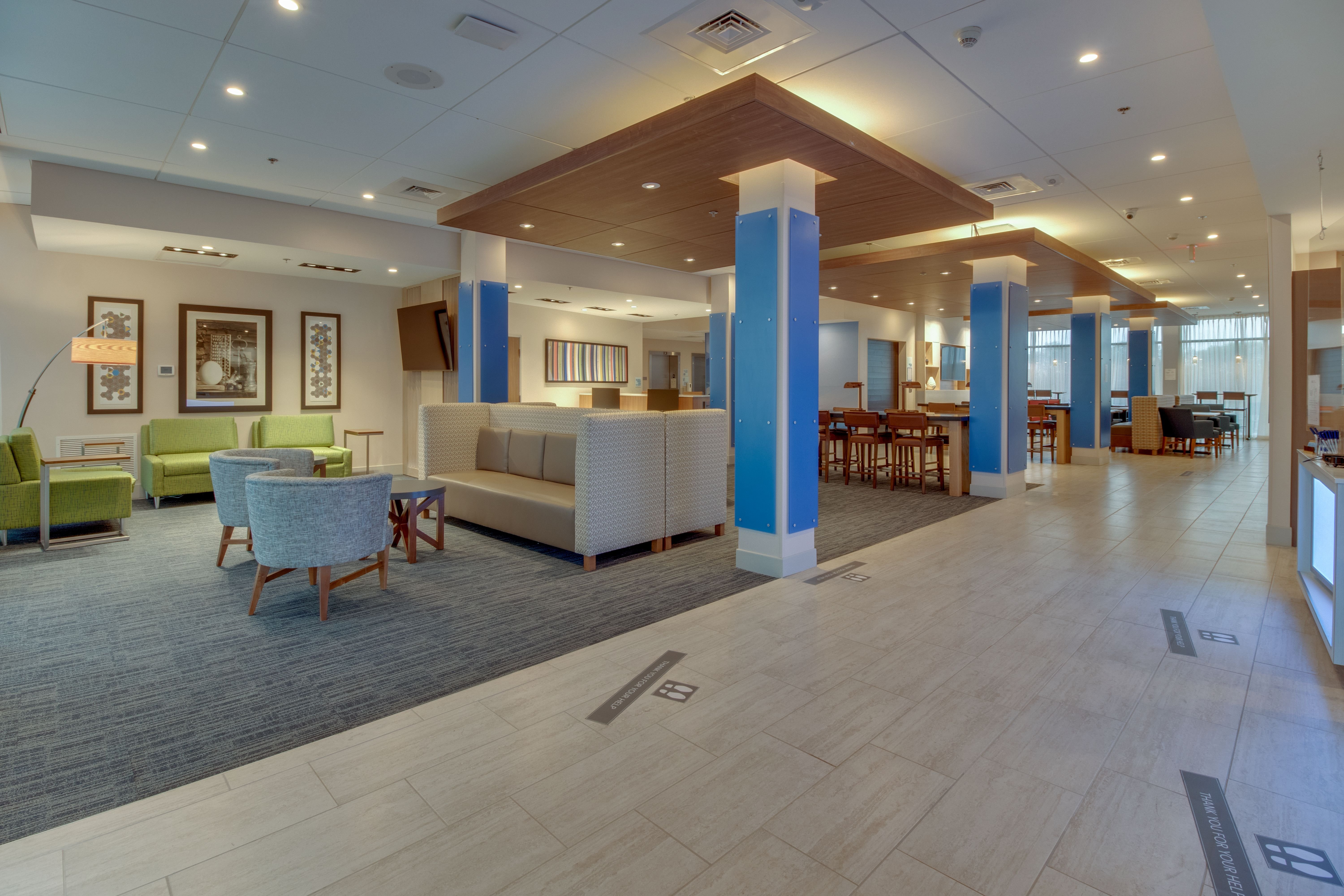 Holiday Inn Express & Suites Union City 10/47