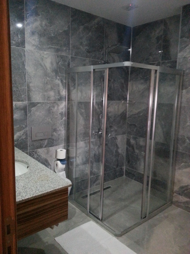 Tehran Boutique Hotel 47/48