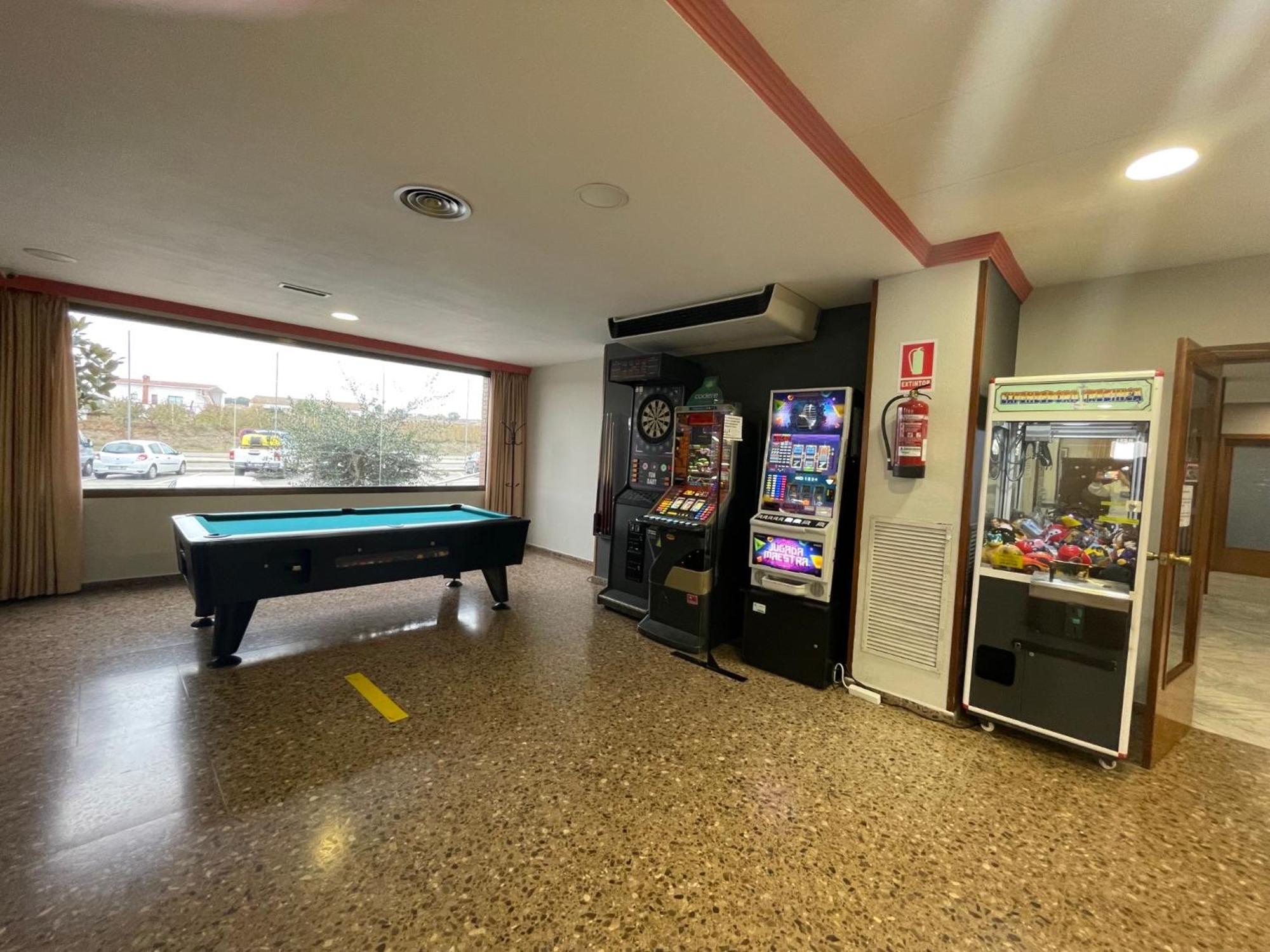 Hotel Reina Isabel 53/58
