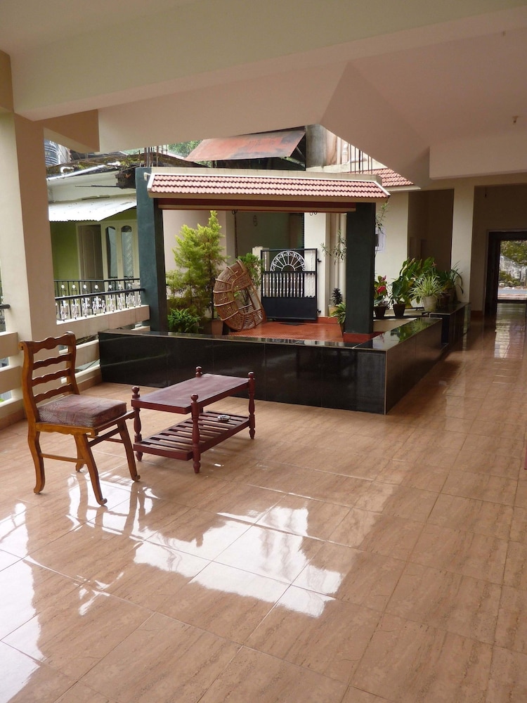 JUNGLE PALACE HOMESTAY 40/46