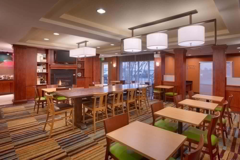 Fairfield Inn Suites Boise Nampa 26/34
