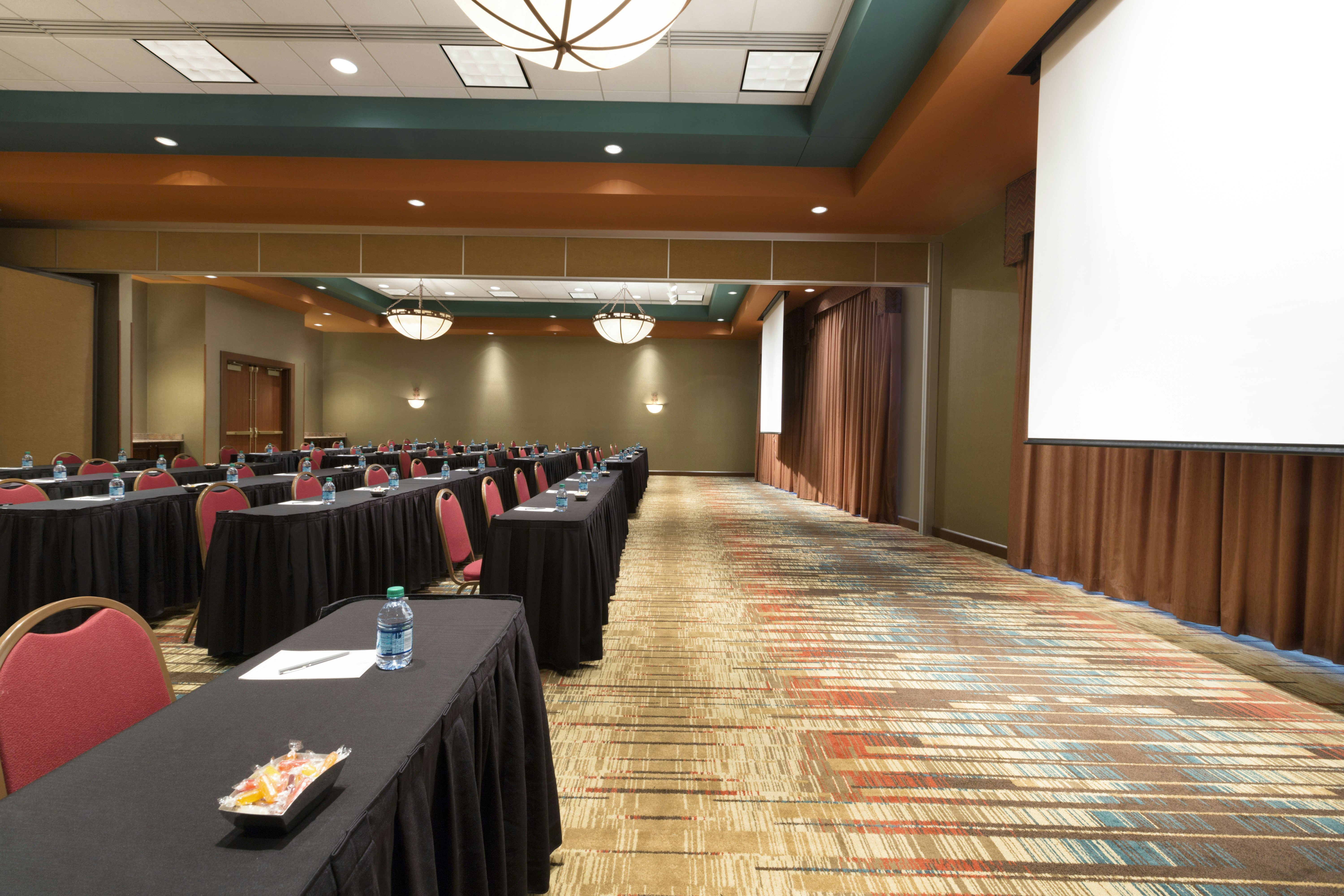 Embassy Suites by Hilton Albuquerque 57/63