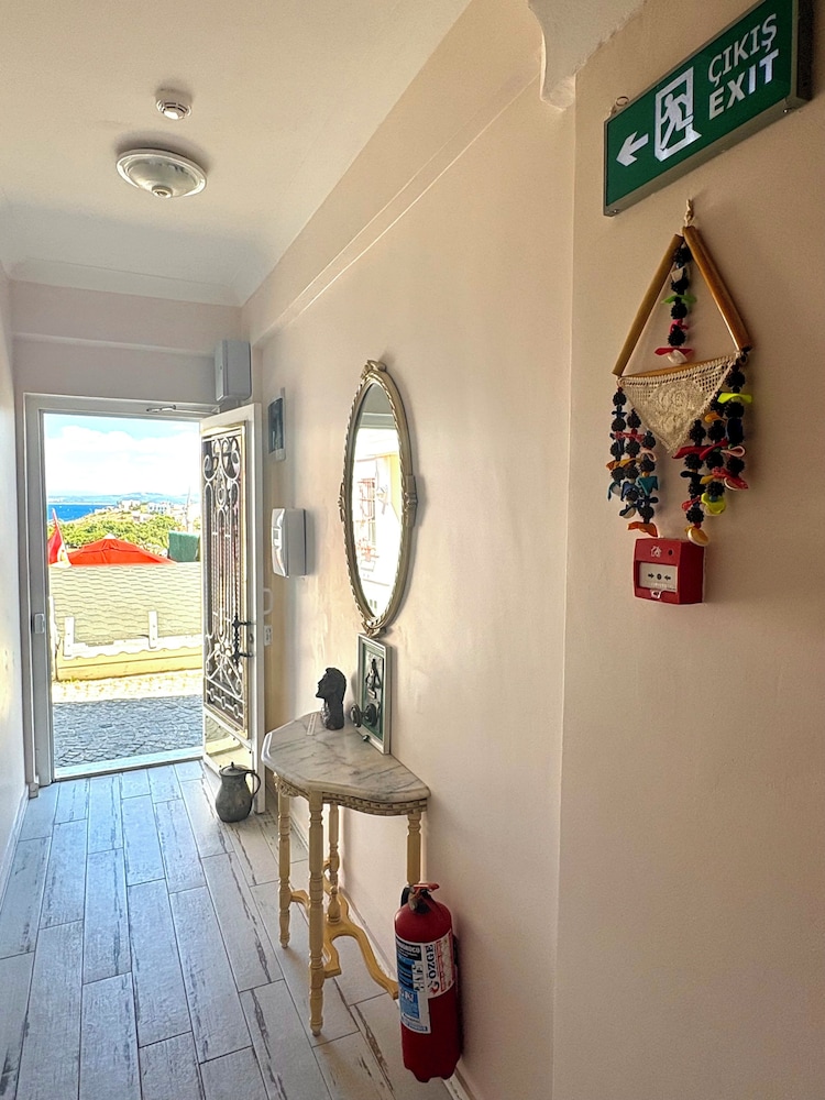 Bozcaada Denizyildizi Otel 24/44