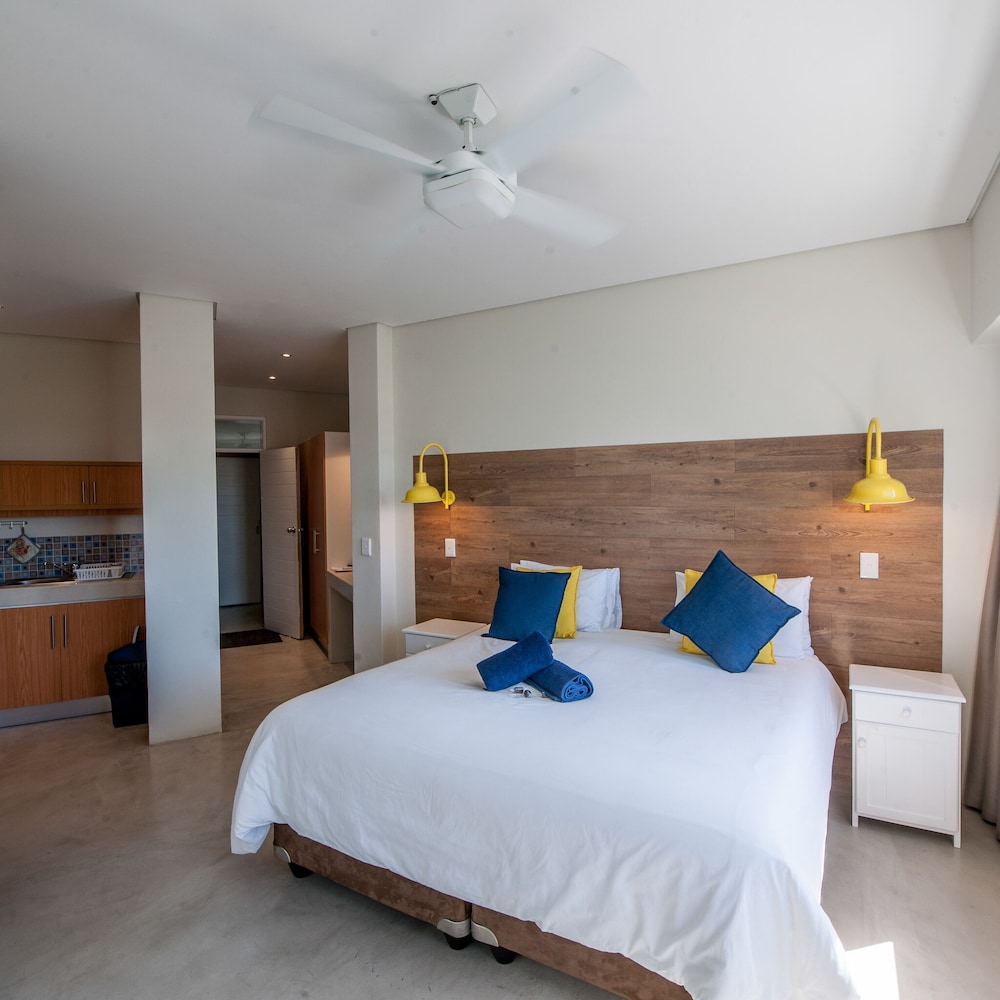Plett Beachfront Accommodation 10/50