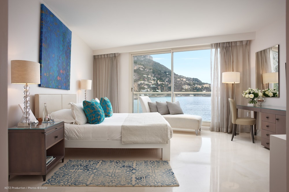 Deluxe, Double Bed, Sea View, Cap Estel 2/4