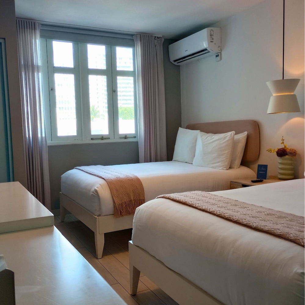 ECONOMY, TWIN BEDS