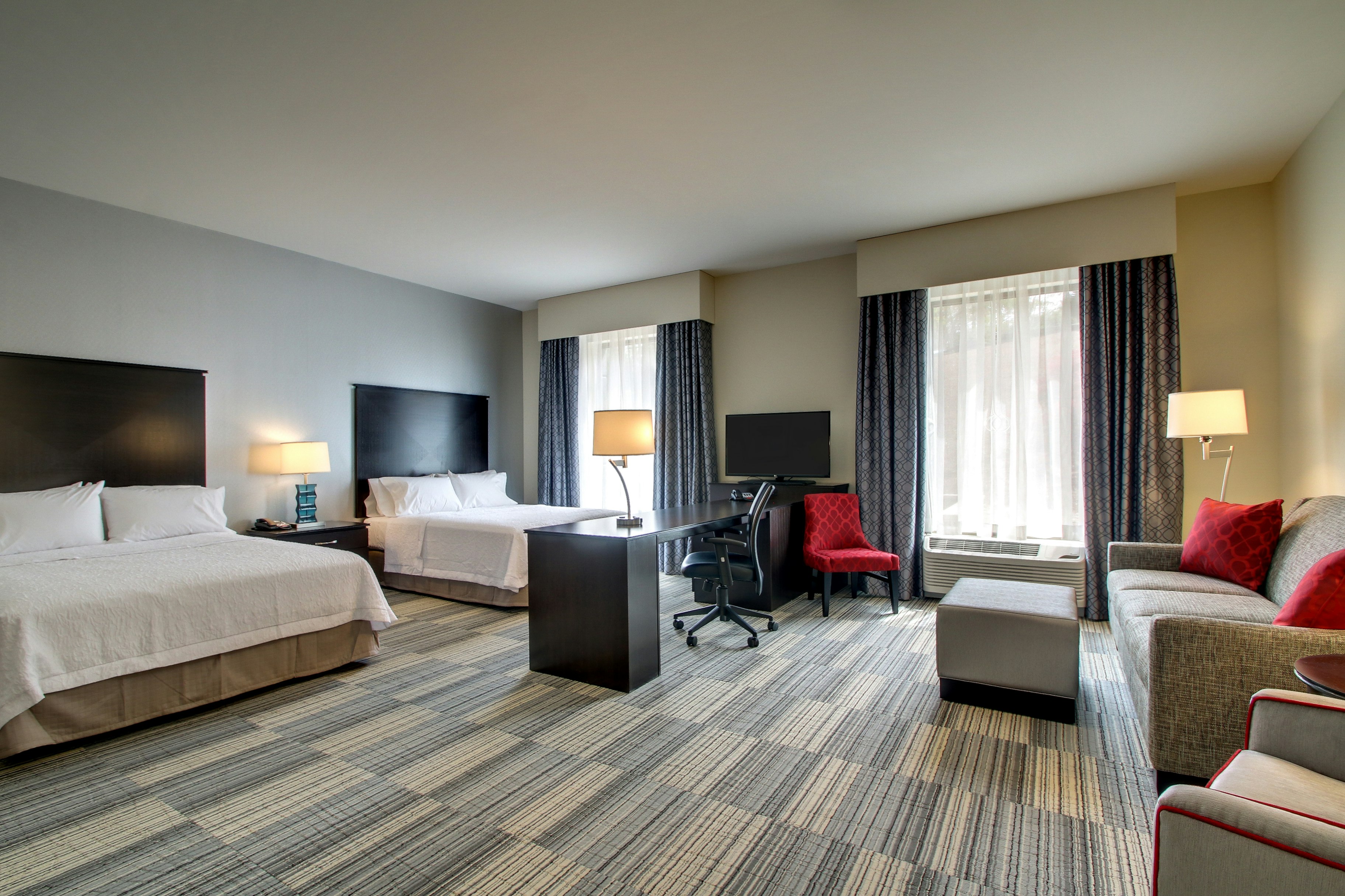Studio, 2 Queen Beds, Accessible