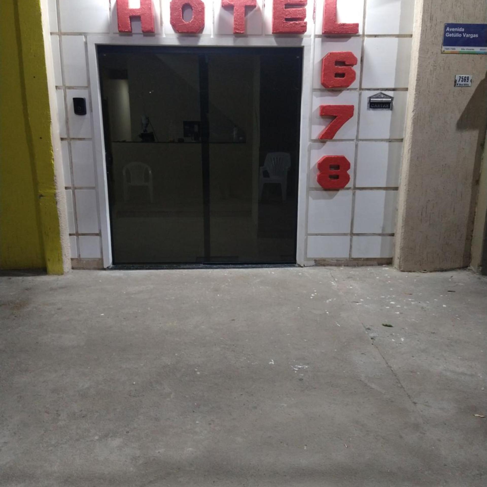 Hotel 678 26/38