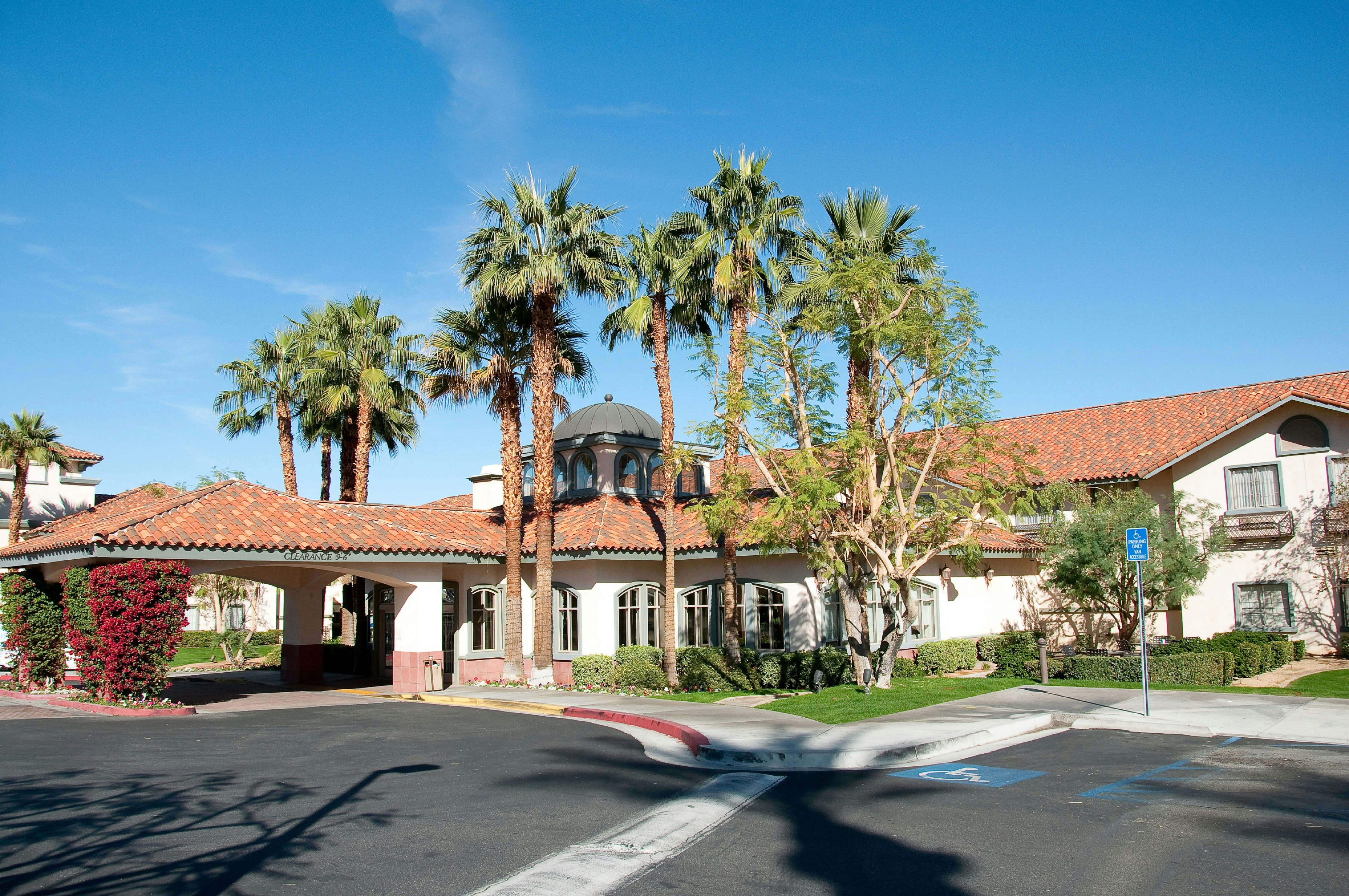 Hilton Garde Inn Palm Springs Rancho Mirage 40/43