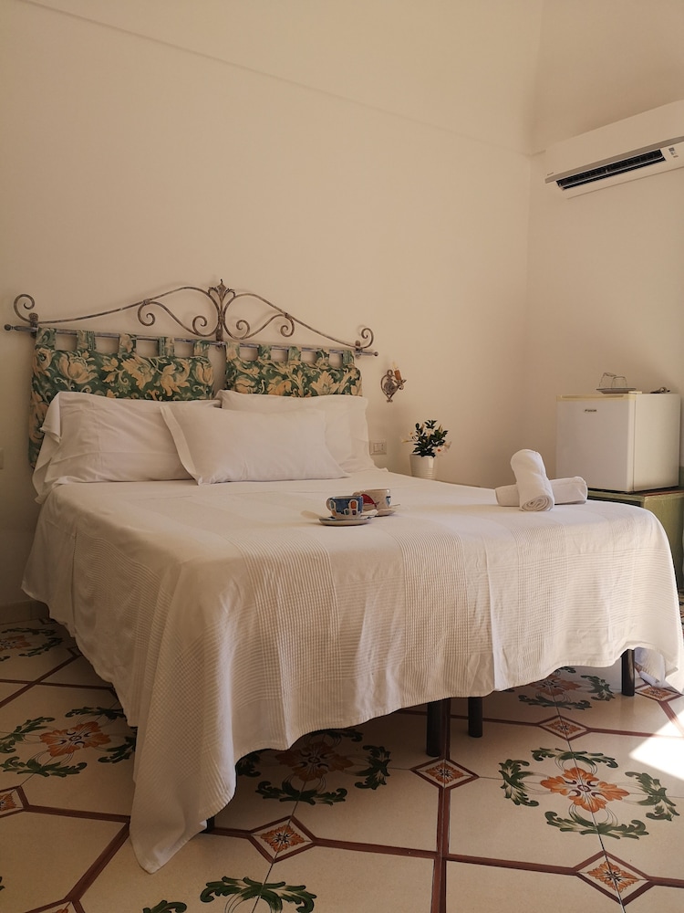 Dimora Fornillo Hotel 23/57