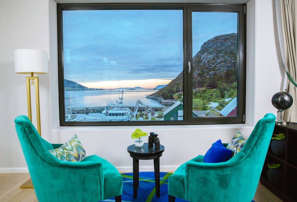 Thon Hotel Fosnavag 25/48